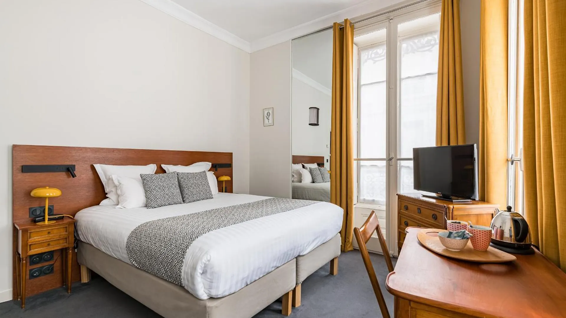 Globe Et Cecil Hotel Lyon 4*,  France