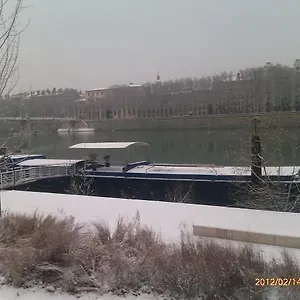 Chez Tatiana Lyon